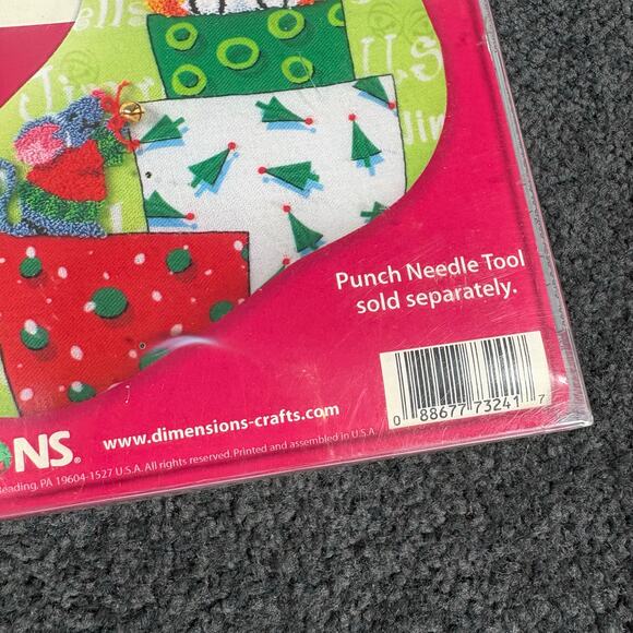 Dimensions Vintage Punch Needle Christmas Stocking Kit - Cat Stocking - Holiday - Picture 6 of 7